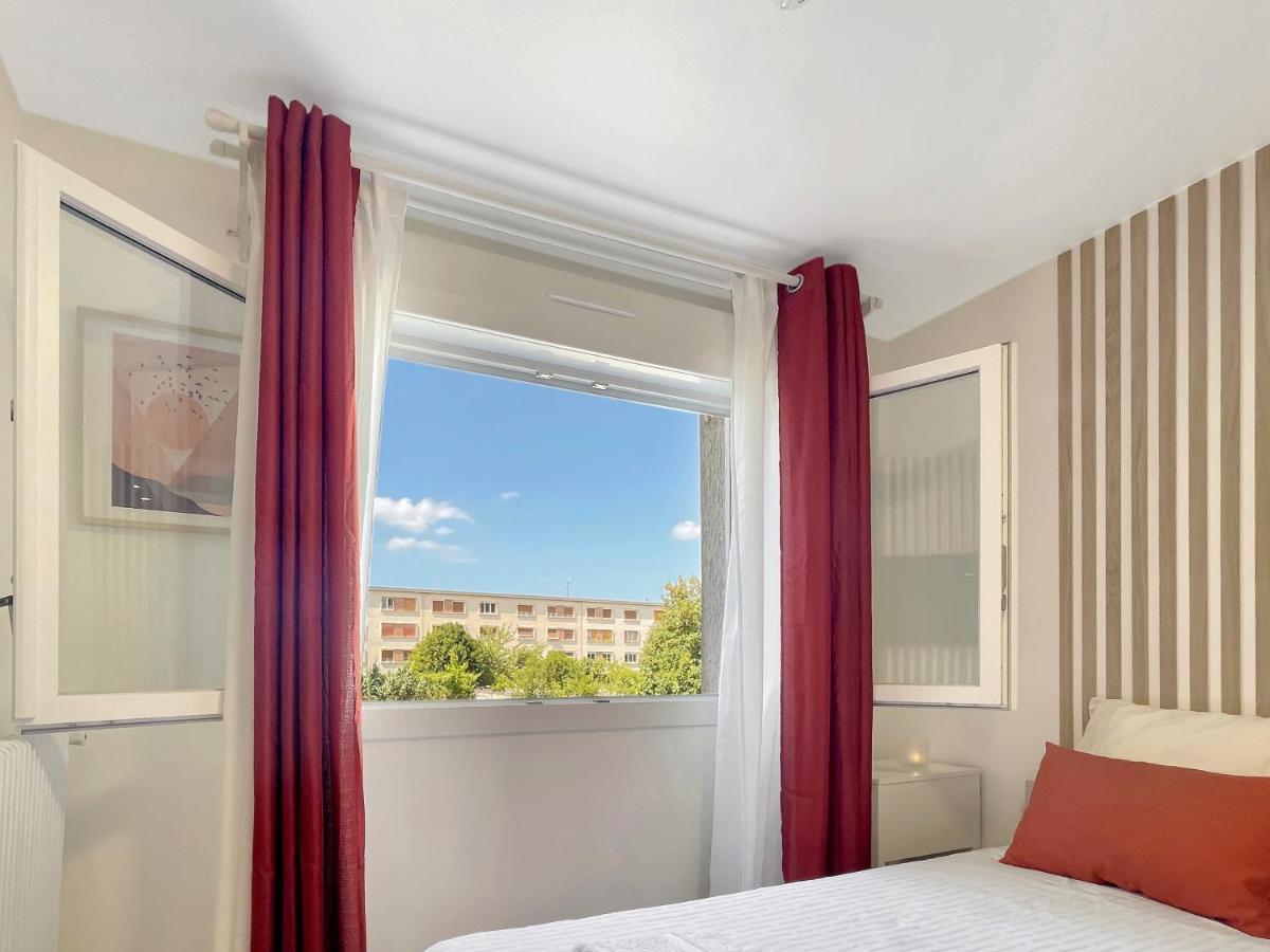 Apartament Le Petit Melun Zewnętrze zdjęcie